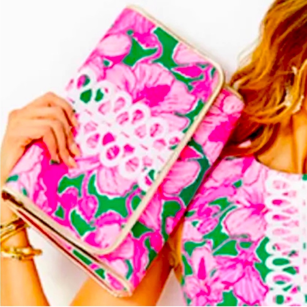 Lilly Pulitzer envelope pouch.